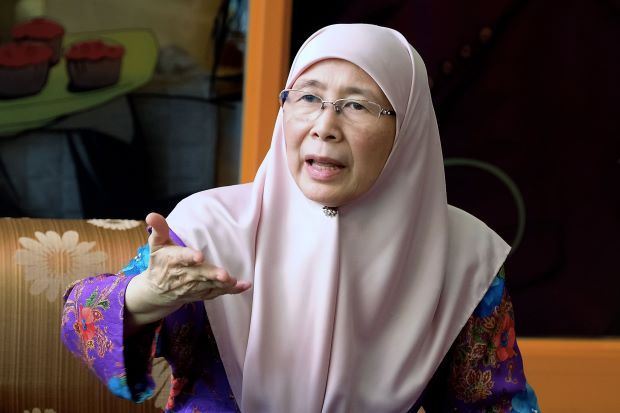Wan Azizah First Woman To Chair Cabinet Meeting Selangor Journal