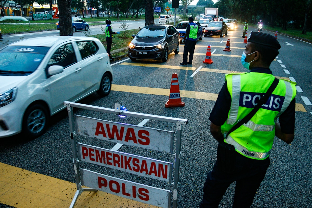 Shah Alam police to maintain five roadblocks following MCO ...