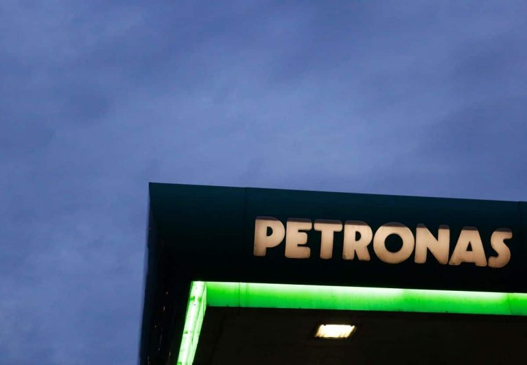 Malaysia's Petronas to reshape portfolio after quarterly loss - Selangor Journal