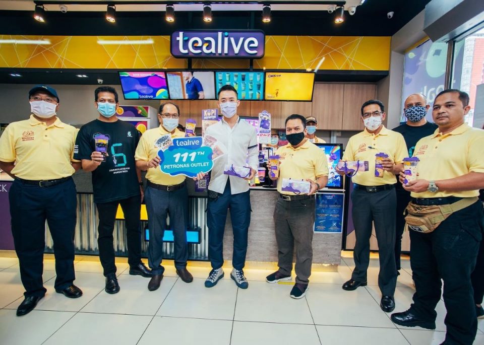 Petronas And Tealive Mark Opening Of The 111th Tealive Store Selangor Journal