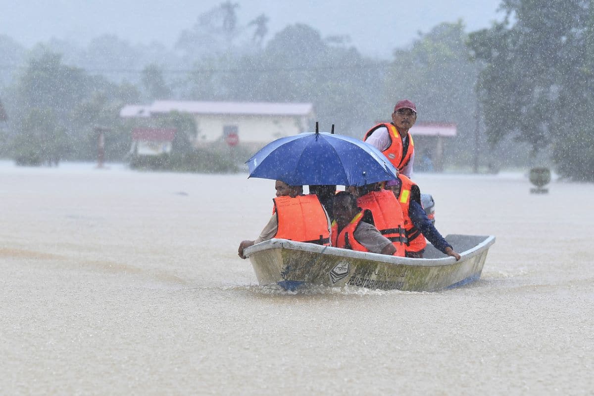 Floods, Loss Of Biodiversity, Sea Level Rise Remain Top Concerns In ...