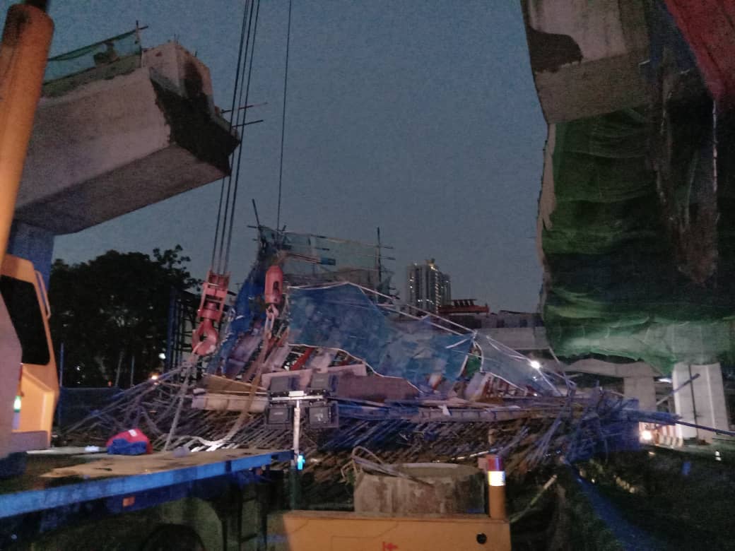 Scaffolding collapse: LLM, engineering firm to submit detailed report ...