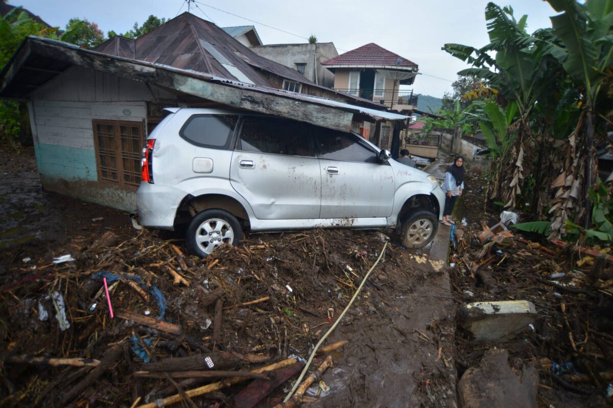 West Sumatra death toll rises to 67, 20 still missing
