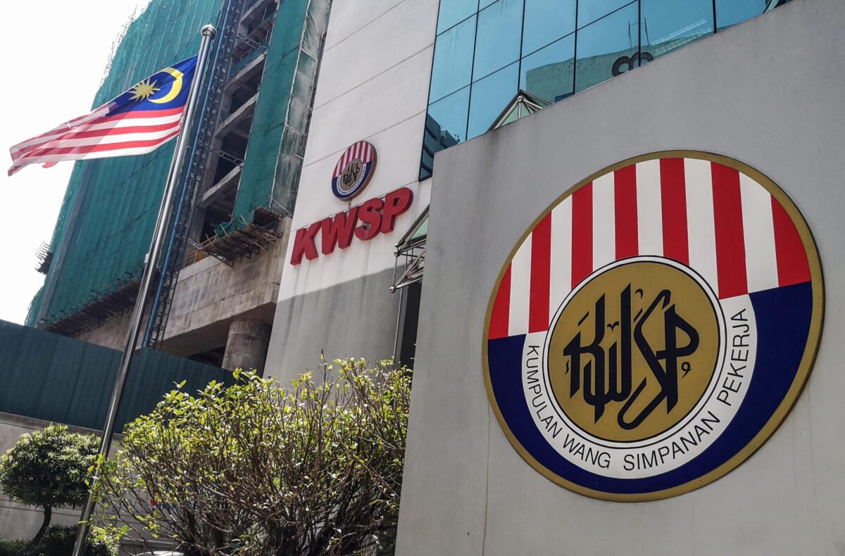 EPF earned RM102 mln from MAHB share sales in 2023 — MOF