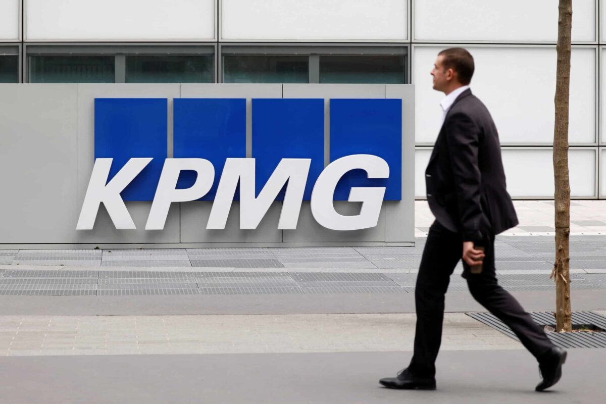 KPMG to spend US$100 mln on AI partnership with Google Cloud